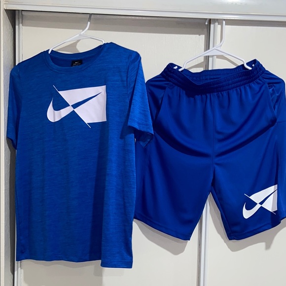 Nike Kids Blue Athletic Set - Picture 1 of 4